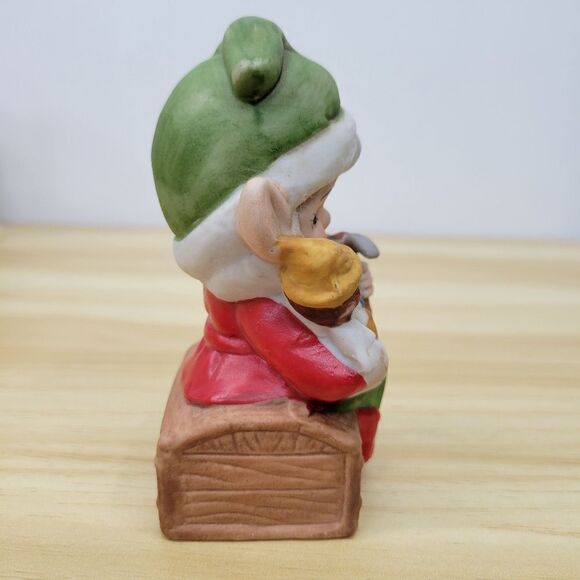 Vintage Homco Christmas Elf in Workshop Making Toys Festive Figurine - Picture 2 of 12